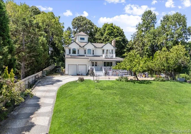 Photo 2 of Single family home for sale at 31 Bevin Rd, Huntington, NY 11768 | MLS# 1035180 | Listing updated on 2026-09-03