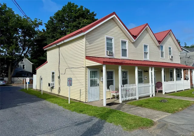 Listing Photo 4 - Condo for sale in building located at 11-13 Wiltwyck Ave, Kingston, NY 12401