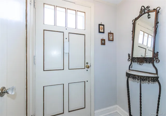 Photo 3 of Single family home for sale at 8 Plymouth Rd, North Hempstead, NY 11023 | MLS# 1035209 | Listing updated on 2026-08-10