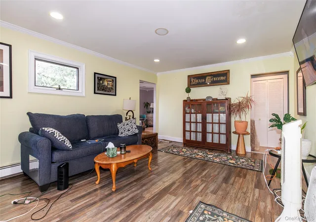 Photo 4 of Sale Pending at 713 Wren Ct, Hempstead, NY 11552 | MLS# 1035233 | Listing updated on 2026-09-22