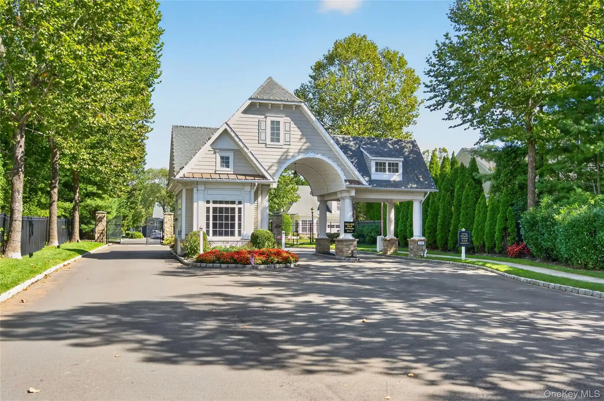 Listing Photo 2 - Condo for sale in 35 Symphony Dr located at 35 Symphony Dr, Brookhaven, NY 11755 - Unit 35 Symphony Dr
