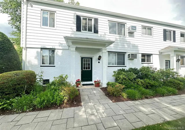 2nd image of 129 Fenimore Rd #129B, Mamaroneck, NY 10543 | MLS# 1035255