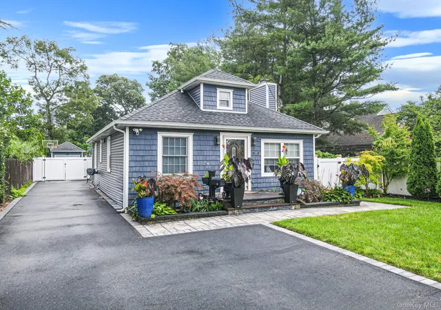 Photo 1 of Sale Pending at 1325 Ackerson Blvd, Islip, NY 11706 | MLS# 1035259 | Listing updated on 2026-09-04