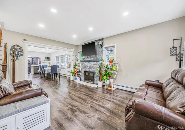 Photo 3 of Sale Pending at 1325 Ackerson Blvd, Islip, NY 11706 | MLS# 1035259 | Listing updated on 2026-09-04