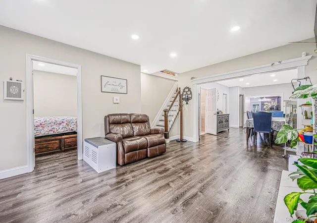 Photo 3 of Sale Pending at 1325 Ackerson Blvd, Islip, NY 11706 | MLS# 1035259 | Listing updated on 2026-09-04