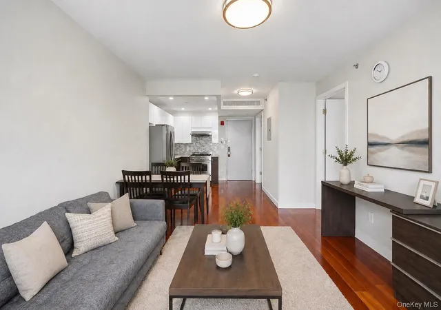 Photo 2 of Condo for sale at 142 38 37th Avenue #4H, New York, NY 11354 | MLS# 1035261 | Listing updated on 2026-09-06