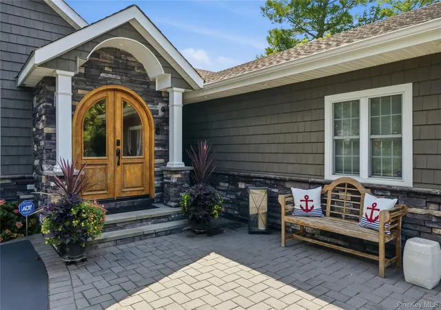 Photo 2 of Sale Pending at 57 Wingam Dr, Islip, NY 11751 | MLS# 1035295 | Listing updated on 2026-09-12
