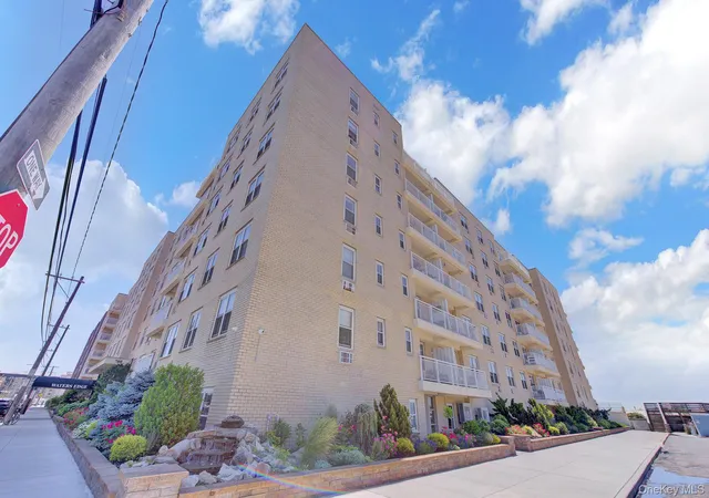 Photo 36 of Sale Pending at 700 Shore Rd #7O, Long Beach, NY 11561 | MLS# 1035313 | Listing updated on 2026-08-26
