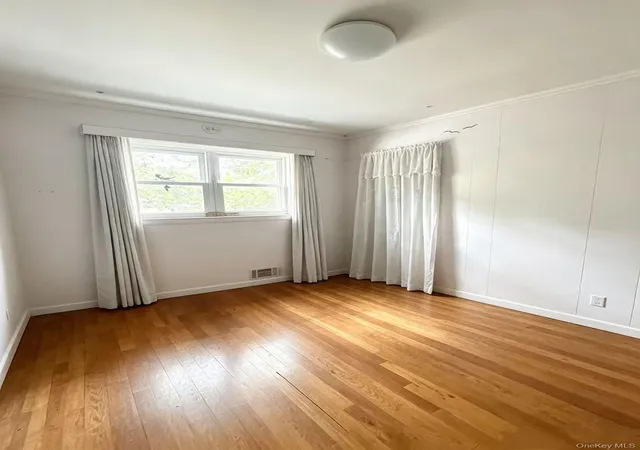 Photo 4 of Single family home for sale at 204-28 46th Avenue, New York, NY 11361 | MLS# 1035322 | Listing updated on 2026-08-25