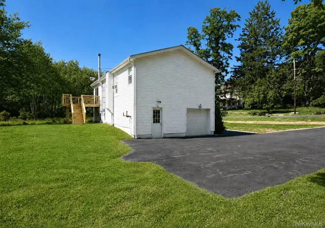 Photo 2 of Single family home for sale at 89 Quannacut Rd, Shawangunk, NY 12566 | MLS# 1035337 | Listing updated on 2026-08-24