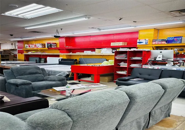 Photo 4 of Condo for sale at 1627 Westchester Ave, New York, NY 10472 | MLS# 1035340 | Listing updated on 2026-08-12