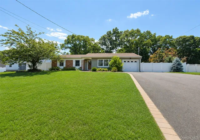 Photo 1 of Sale Pending at 4476 Express Dr S, Brookhaven, NY 11779 | MLS# 1035344 | Listing updated on 2026-08-26