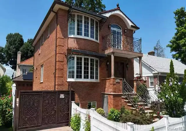 Photo 1 of Single family home for sale at 47 18 163rd Place, New York, NY 11358 | MLS# 1035346 | Listing updated on 2026-08-16
