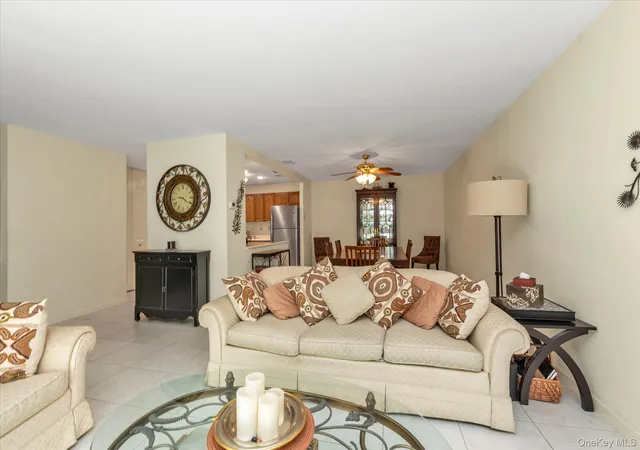 Photo 3 of Sale Pending at 39 Spring Holw, North Hempstead, NY 11576 | MLS# 1035355 | Listing updated on 2026-08-25