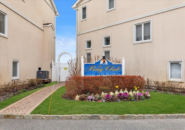 Photo 3 of Sale Pending at 775 W Park Ave #8, Long Beach, NY 11561 | MLS# 1035358 | Listing updated on 2026-09-16