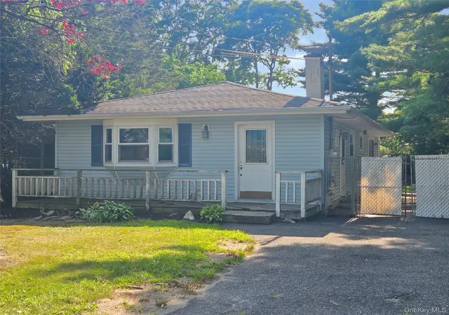 Photo 3 of Single family home for sale at 58 Terapin St, Brookhaven, NY 11950 | MLS# 1035375 | Listing updated on 2026-10-05