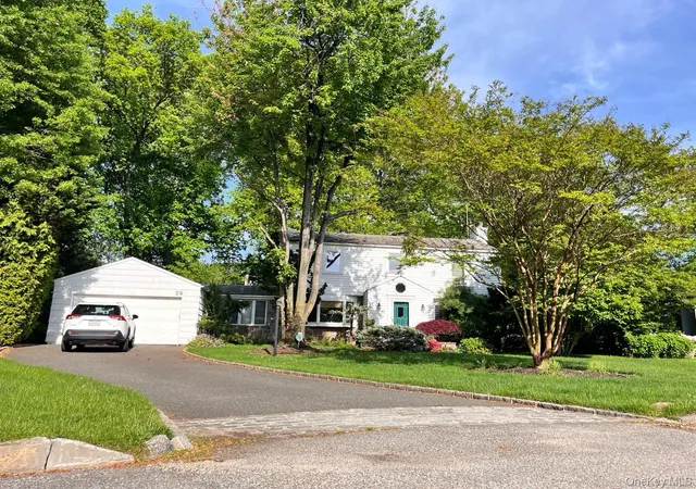 Single family home for sale at 26 Polo Fld Ln, North Hempstead, NY 11020 | MLS# 1035385