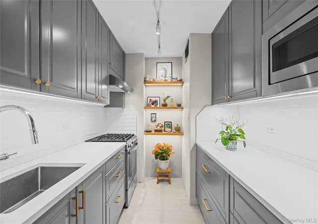Photo 1 of Sale Pending at 4140 Union St #4M, New York, NY 11355 | MLS# 1035388 | Listing updated on 2026-09-25