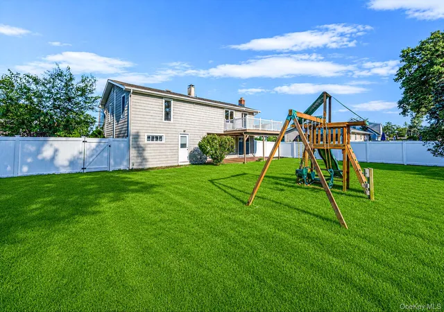 Photo 2 of Sale Pending at 10 Coronado Rd, Brookhaven, NY 11741 | MLS# 1035399 | Listing updated on 2026-08-26