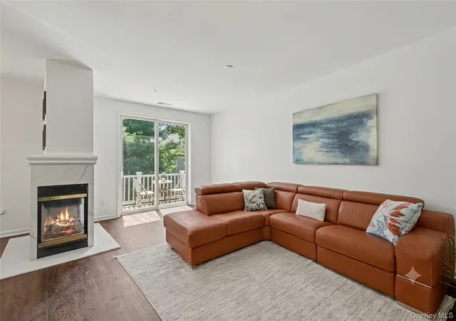 Photo 2 of Sale Pending at 1805 Half Moon Bay Dr, Cortlandt, NY 10520 | MLS# 1035421 | Listing updated on 2026-08-25