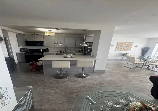 Photo 3 of House for sale at 9 Fordham Hl Oval #11C, New York, NY 10468 | MLS# 1035435 | Listing updated on 2026-09-15