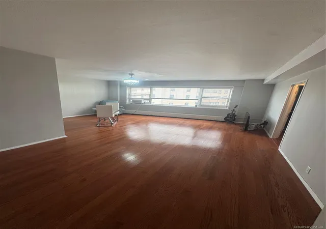 5th image of 9 W Fordham Hl Oval, New York, NY 10468