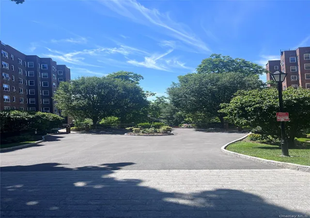 Photo 1 of Condo for sale at 290 Collins Ave #4C, Mount Vernon, NY 10552 | MLS# 1035466 | Listing updated on 2026-08-26