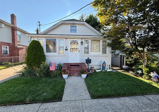 Photo 1 of Sale Pending at 211 Madison Ave, Hempstead, NY 11010 | MLS# 1035468 | Listing updated on 2026-08-27