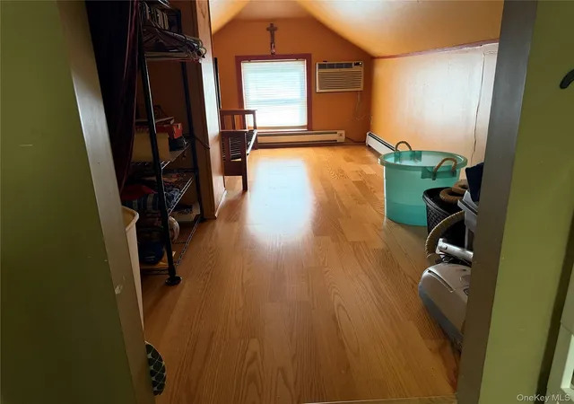 Photo 5 of Sale Pending at 211 Madison Ave, Hempstead, NY 11010 | MLS# 1035468 | Listing updated on 2026-08-27