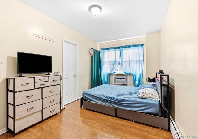 Listing Photo 4 - Condo for sale in building located at 48 Crescent St, New York, NY 11208