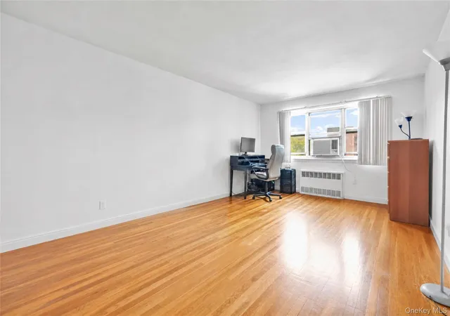 Photo 3 of Condo for sale at 29 09 137th Street #3L, New York, NY 11354 | MLS# 1035497 | Listing updated on 2026-08-11