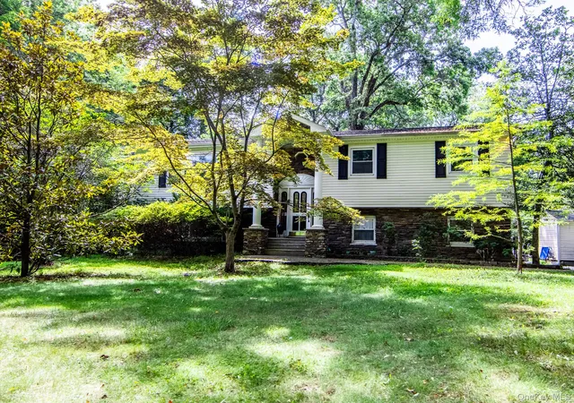 2nd image of 270 Bardonia Rd, Clarkstown, NY 10954 | MLS# 1035501