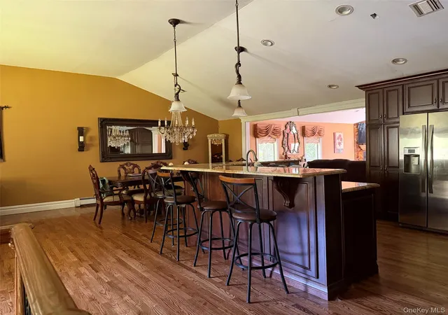 Photo 4 of Single family home for sale at 270 Bardonia Rd, Clarkstown, NY 10954 | MLS# 1035501 | Listing updated on 2026-08-12