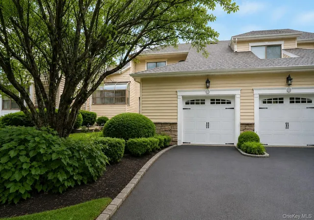 Photo 1 of Condo for sale at 53 Villas Cir, Huntington, NY 11747 | MLS# 1035502 | Listing updated on 2026-10-02