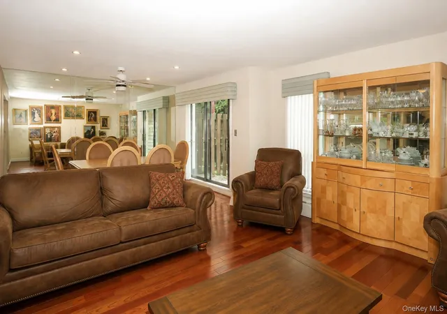 Photo 2 of Condo for sale at 53 Villas Cir, Huntington, NY 11747 | MLS# 1035502 | Listing updated on 2026-10-02