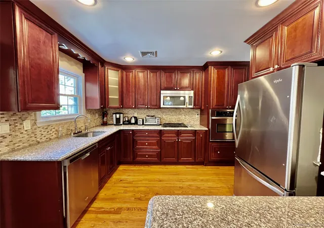 Photo 3 of Sale Pending at 31 Edward St, Hempstead, NY 11563 | MLS# 1035507 | Listing updated on 2026-08-25