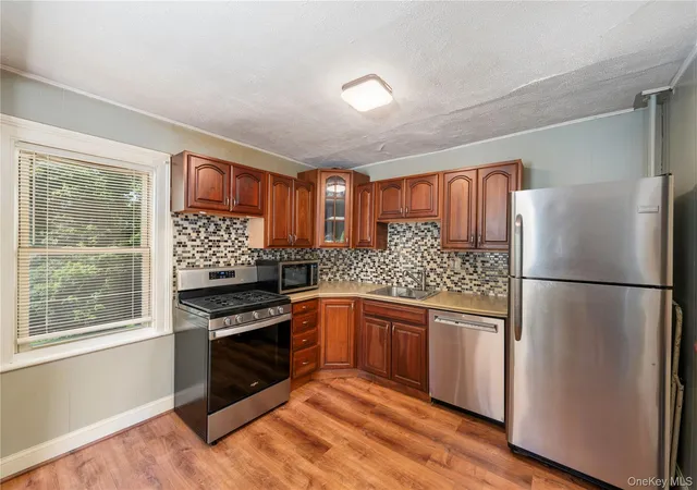 2nd image of 530 Washington Ave, Fishkill, NY 12508 | MLS# 1035535