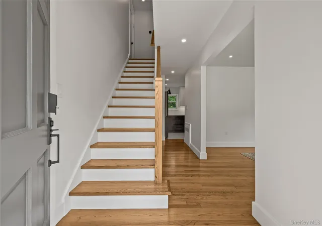 2nd image of 17 Sunset Dr, Ramapo, NY 10901 | MLS# 1035536