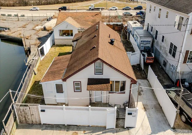Multi family home for sale at 214 Beach 3rd, New York, NY 11691 | MLS# 1035547