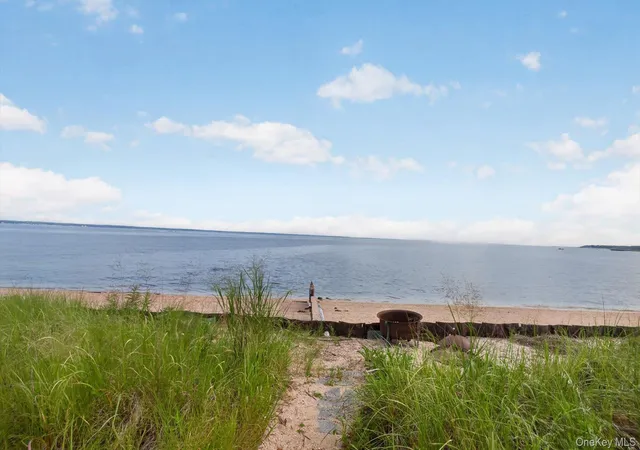 Photo 2 of Sale Pending at 23 Eastland Dr, Glen Cove, NY 11542 | MLS# 1035548 | Listing updated on 2026-08-28
