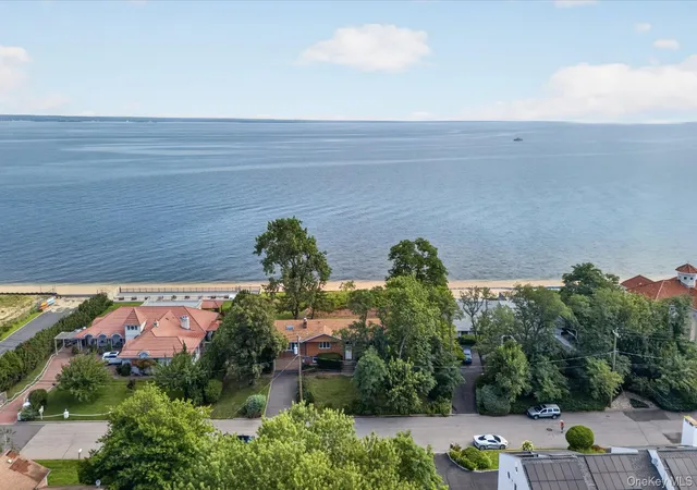 Photo 4 of Sale Pending at 23 Eastland Dr, Glen Cove, NY 11542 | MLS# 1035548 | Listing updated on 2026-08-28