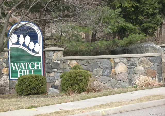 Photo 19 of Sale Pending at 402 Watch Hl Dr #402, Greenburgh, NY 10591 | MLS# 1035557 | Listing updated on 2026-08-31