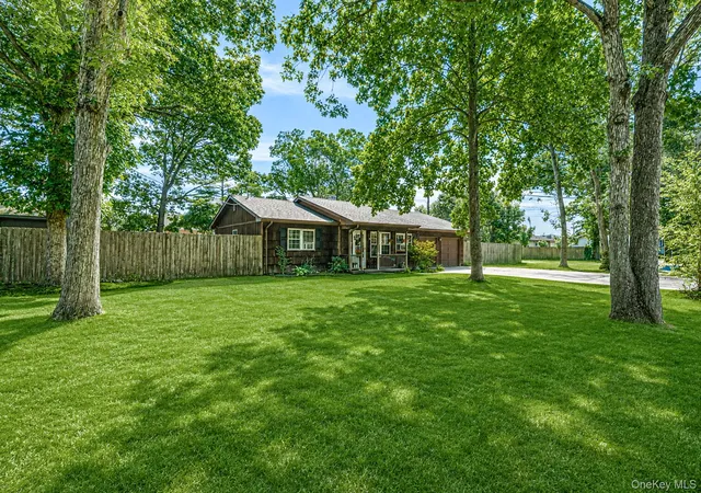Photo 3 of Sale Pending at 21 Windus Dr, Brookhaven, NY 11967 | MLS# 1035568 | Listing updated on 2026-09-23