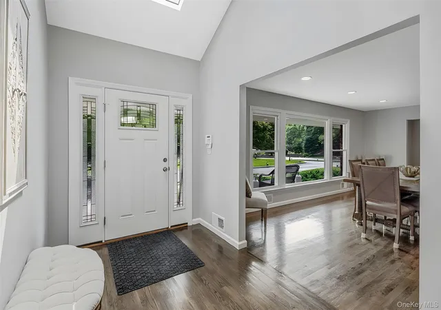 Photo 3 of Single family home for sale at 10 Williamsburg Dr, Smithtown, NY 11768 | MLS# 1035573 | Listing updated on 2026-10-10