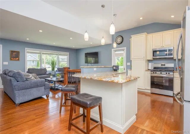 Photo 3 of Single family home for sale at 395 Ehrhardt Rd, Orangetown, NY 10965 | MLS# 1035587 | Listing updated on 2026-10-03