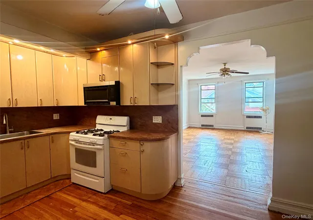 Photo 2 of Condo for sale at 1717 Avenue N #2K, New York, NY 11230 | MLS# 1035632 | Listing updated on 2026-09-20