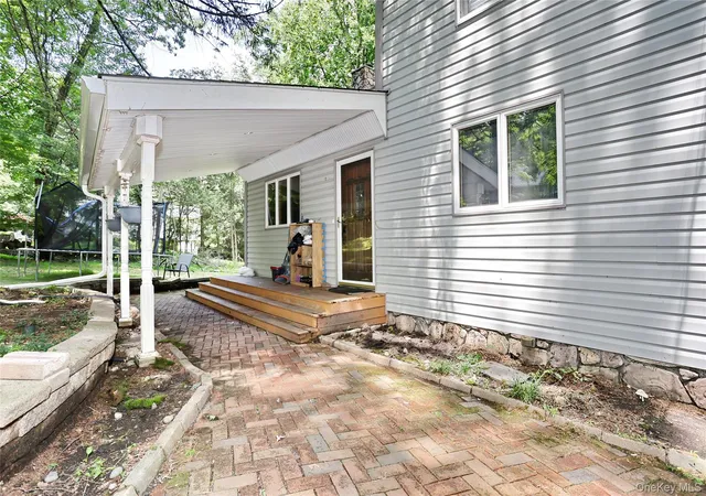 Photo 3 of Single family home for sale at 19 Farview Ter, Ramapo, NY 10901 | MLS# 1035646 | Listing updated on 2026-10-06