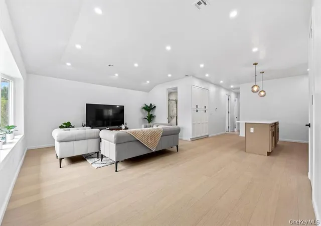 Photo 2 of Single family home for sale at 22659 76th Road, New York, NY 11364 | MLS# 1035655 | Listing updated on 2026-09-05