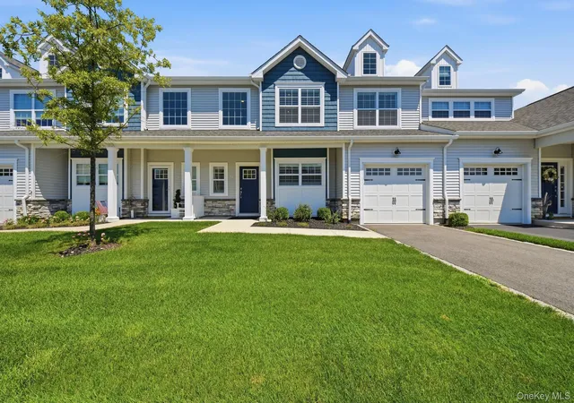 Photo 1 of Sale Pending at 72 Farm Acre Cir, Brookhaven, NY 11766 | MLS# 1035666 | Listing updated on 2026-09-19