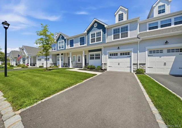 Photo 2 of Sale Pending at 72 Farm Acre Cir, Brookhaven, NY 11766 | MLS# 1035666 | Listing updated on 2026-09-19